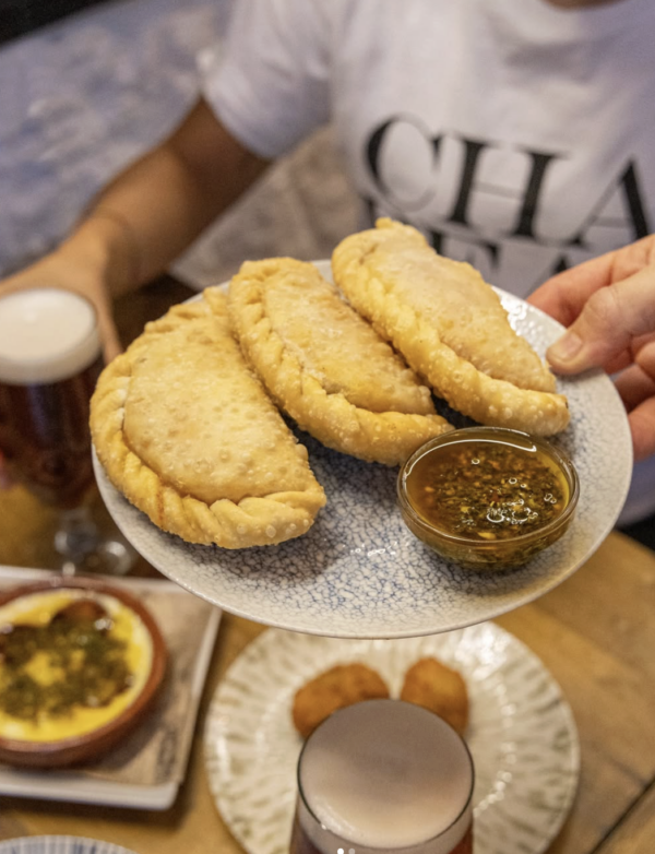 Catas de Cervezas Antiga en Estacion Cero + Degustación de Empanadas🍻🇦🇷